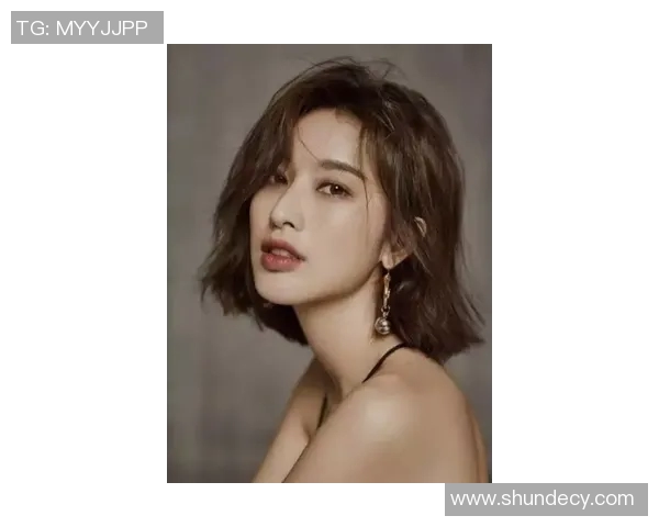 足球明星头像最受欢迎的女生形象解析与她们的魅力之源